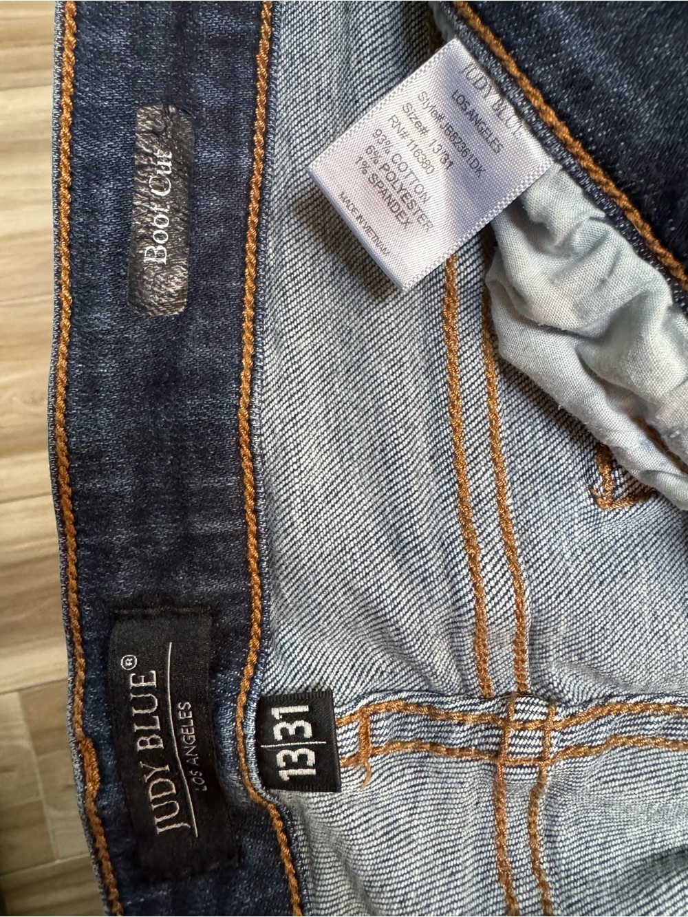 Judy Blue Boot Cut Jeans in Dark Indigo - Picture 3 of 3